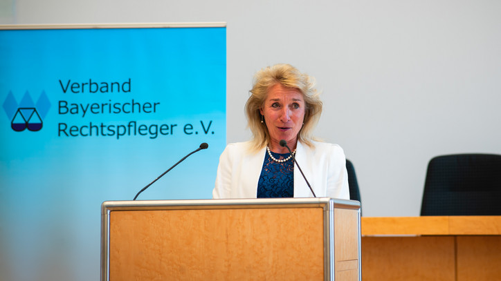 Vorsitzende Claudia Kammermeier